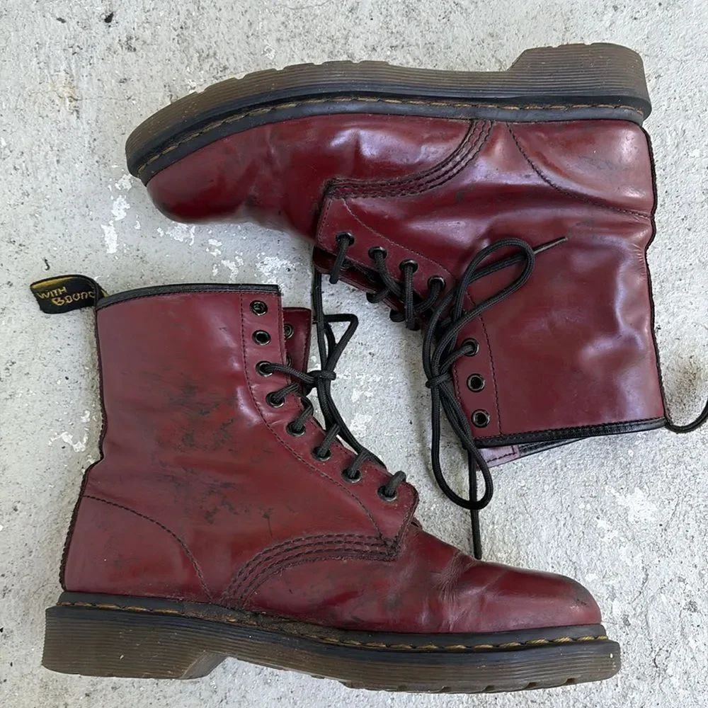 Distressed Doc, Martens - Picture 2 of 10